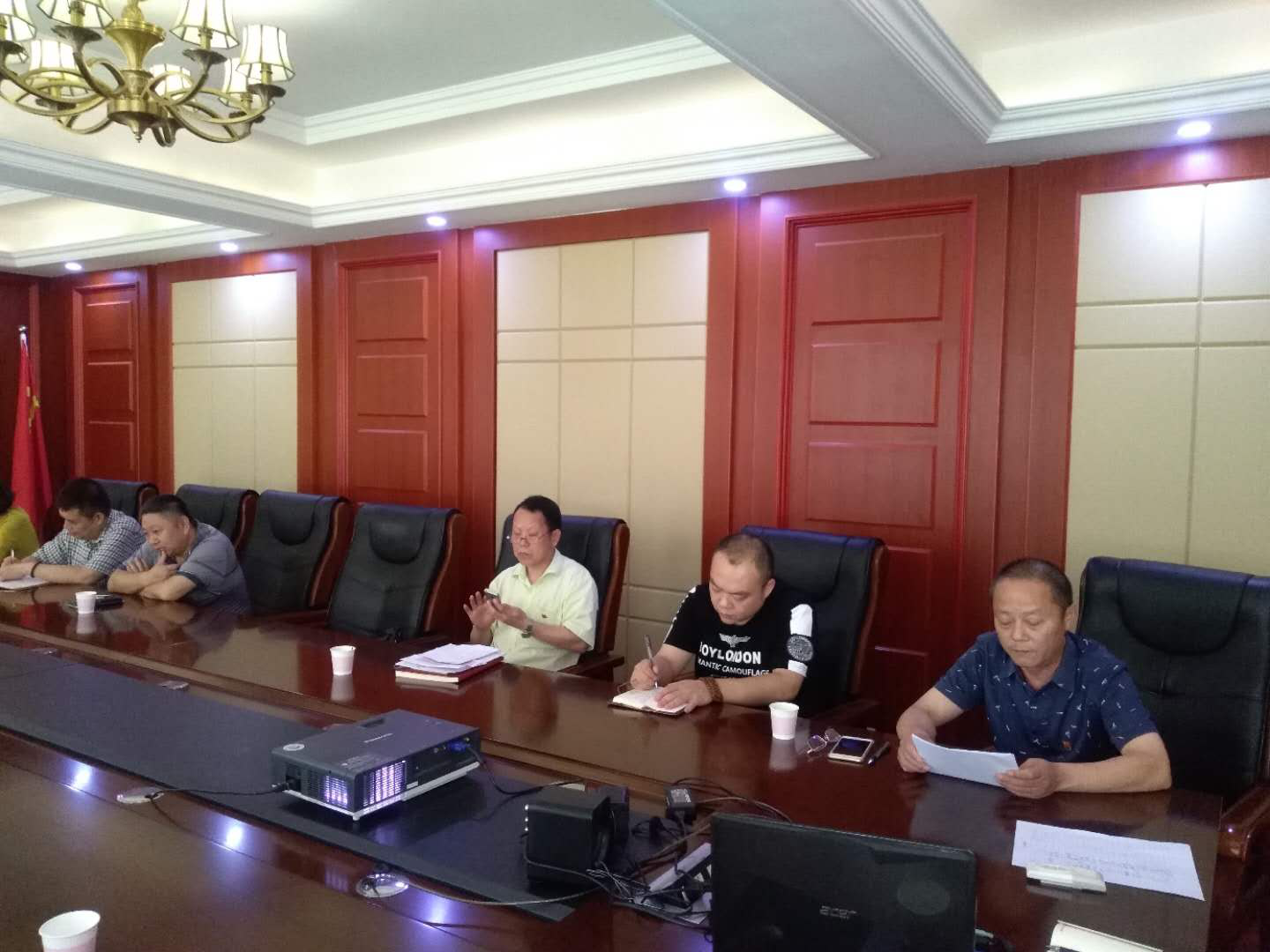 1531729501318404.png 图片2.png